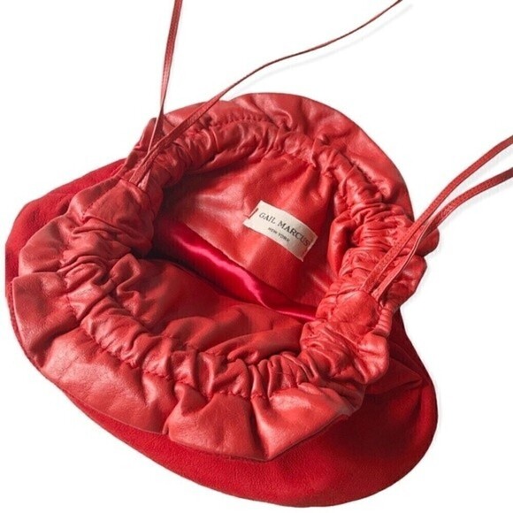Vtg Gail Marcus NY Slouchy Bag Purse Red Suede Pouch Bag Clutch Crossbody - Picture 6 of 15